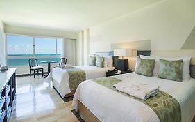 Dreams Sands Cancun Resort & Spa (Adults Only)